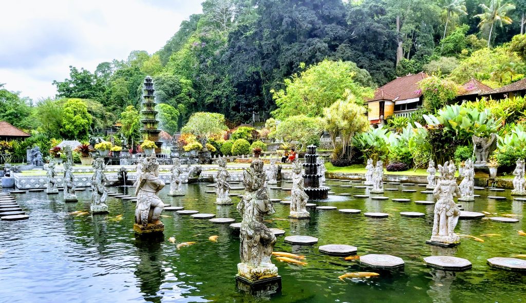 Tirta gangga - sewa mobil bali