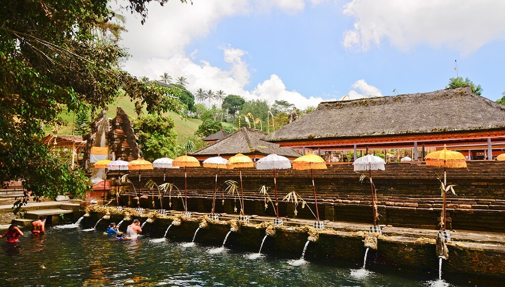 pura tirta empul - paket wisata bali