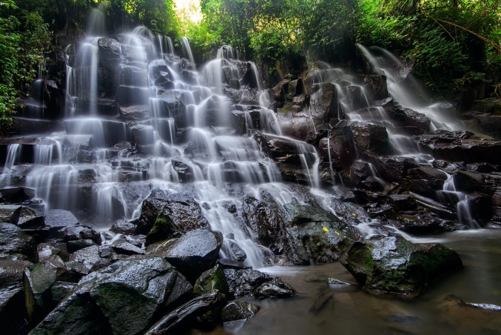 air terjun kantolampo - sewa mobil bali