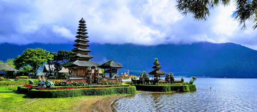 pura ulun danu beratan