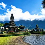 Pura Ulun Danu Beratan - Paket Wisata Bali