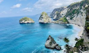Diamond Beach - Paket Wisata Bali Nusa Penida