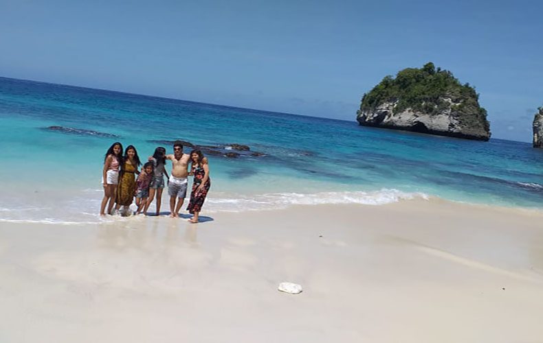 Pantai Jungut Batu, Unik Eksotik - Paket Wisata Bali